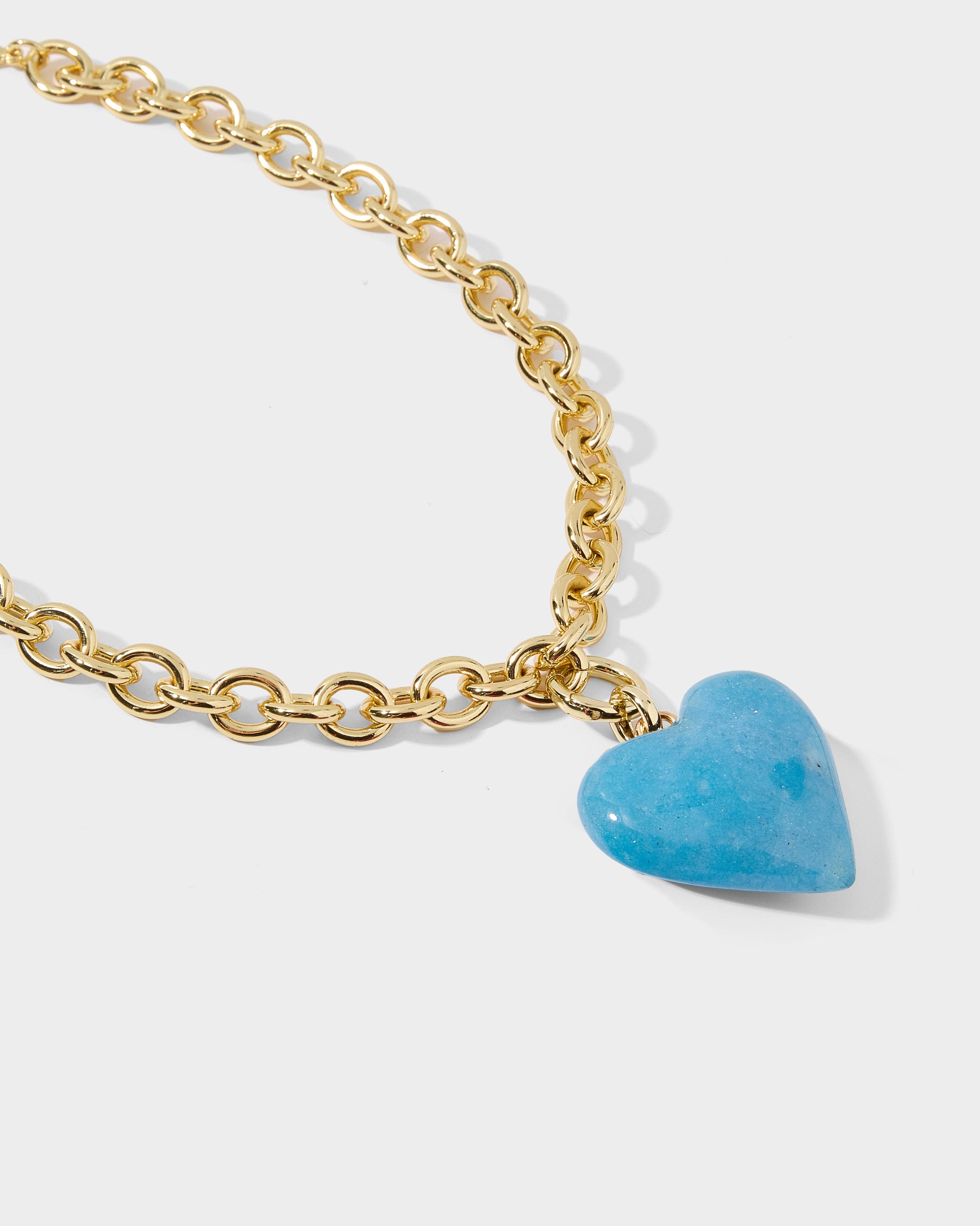 Allie + Bess - Wholesale Jewelry Set - Kira and Stone Heart Charm Set4