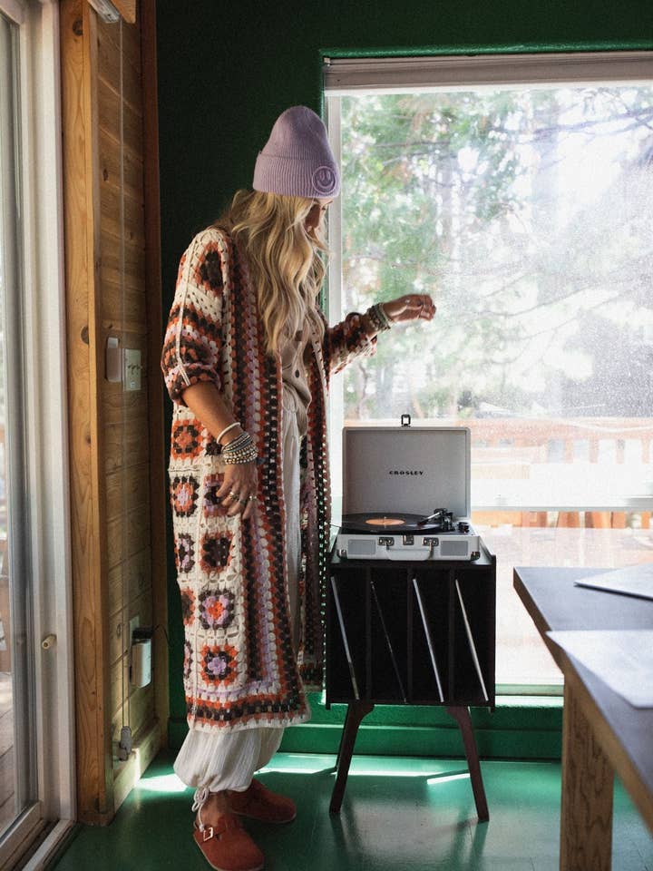 Three Bird Nest - Wholesale Cardigan - Women's - Soulful Wanderer Crochet Duster - Brown Multi7