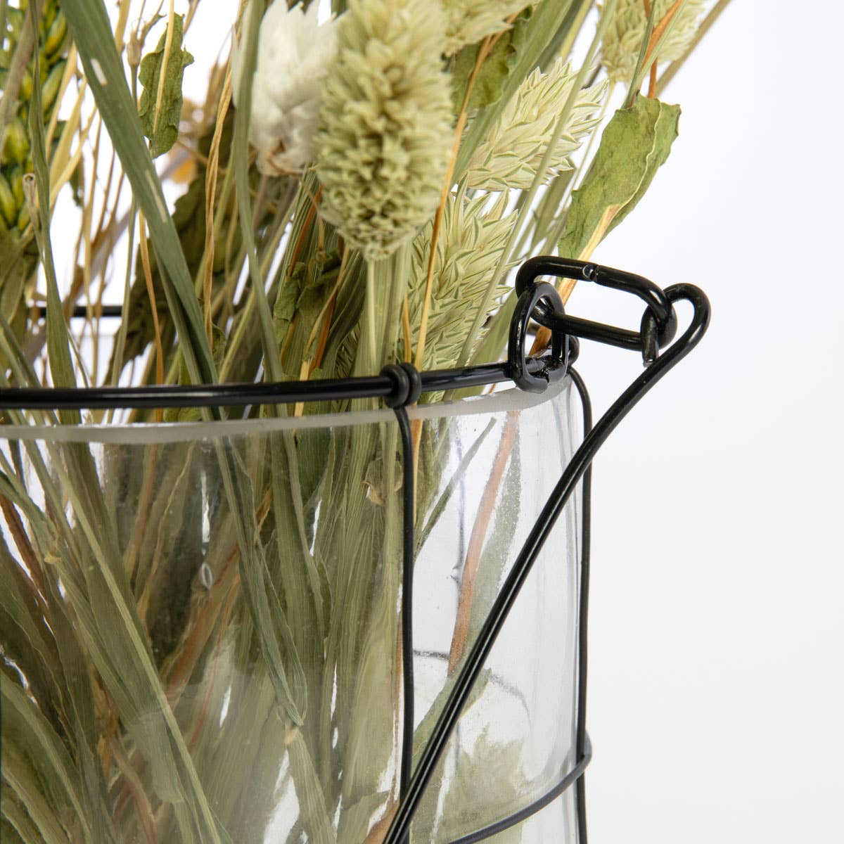 Willow Group - Wholesale Vase - RD WIRE/GLASS VASE DH **MM12**6