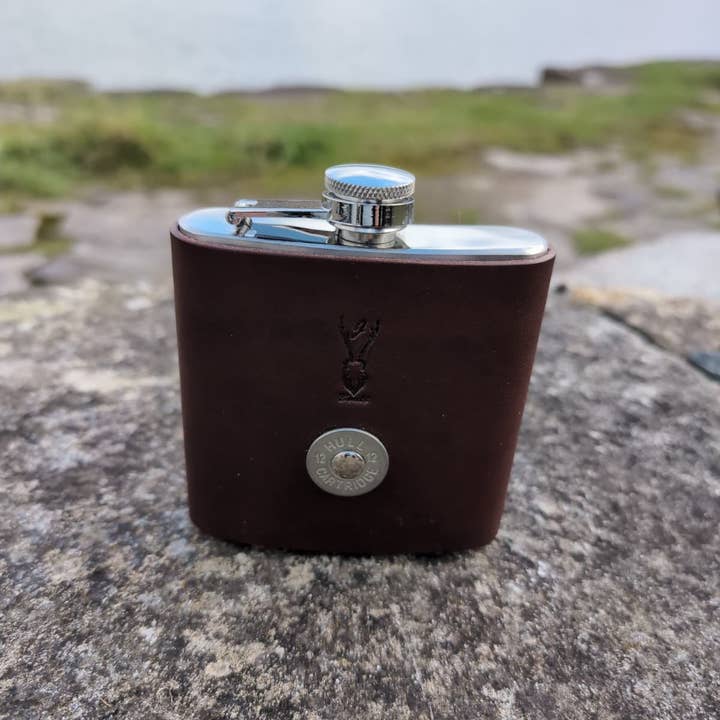 J Boult Designs - Wholesale Drink Huggers & Koozies - Shotgun Cartridge Leather Hip Flask — Hunting Gift for Him3