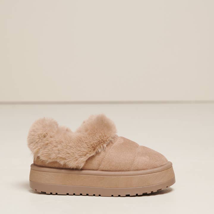 249934 - BOTAS 100%TEXTIL and other Purchase Wholesale botascetim. Free Returns & Net 60 Terms on Faire trending on Faire.