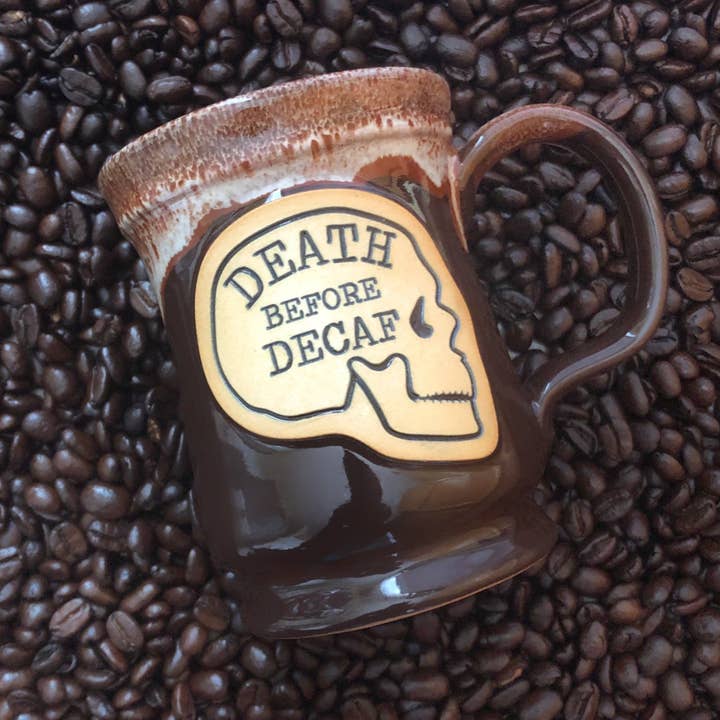 Caneca de cerâmica artesanal Death Before Descafeinado por atacado de Rad Girl Creations