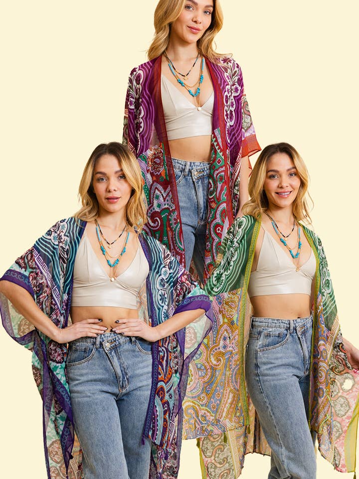 Kimono ouvert à imprimé cachemire avec bras cintrés pour la vente par Leto Accessories