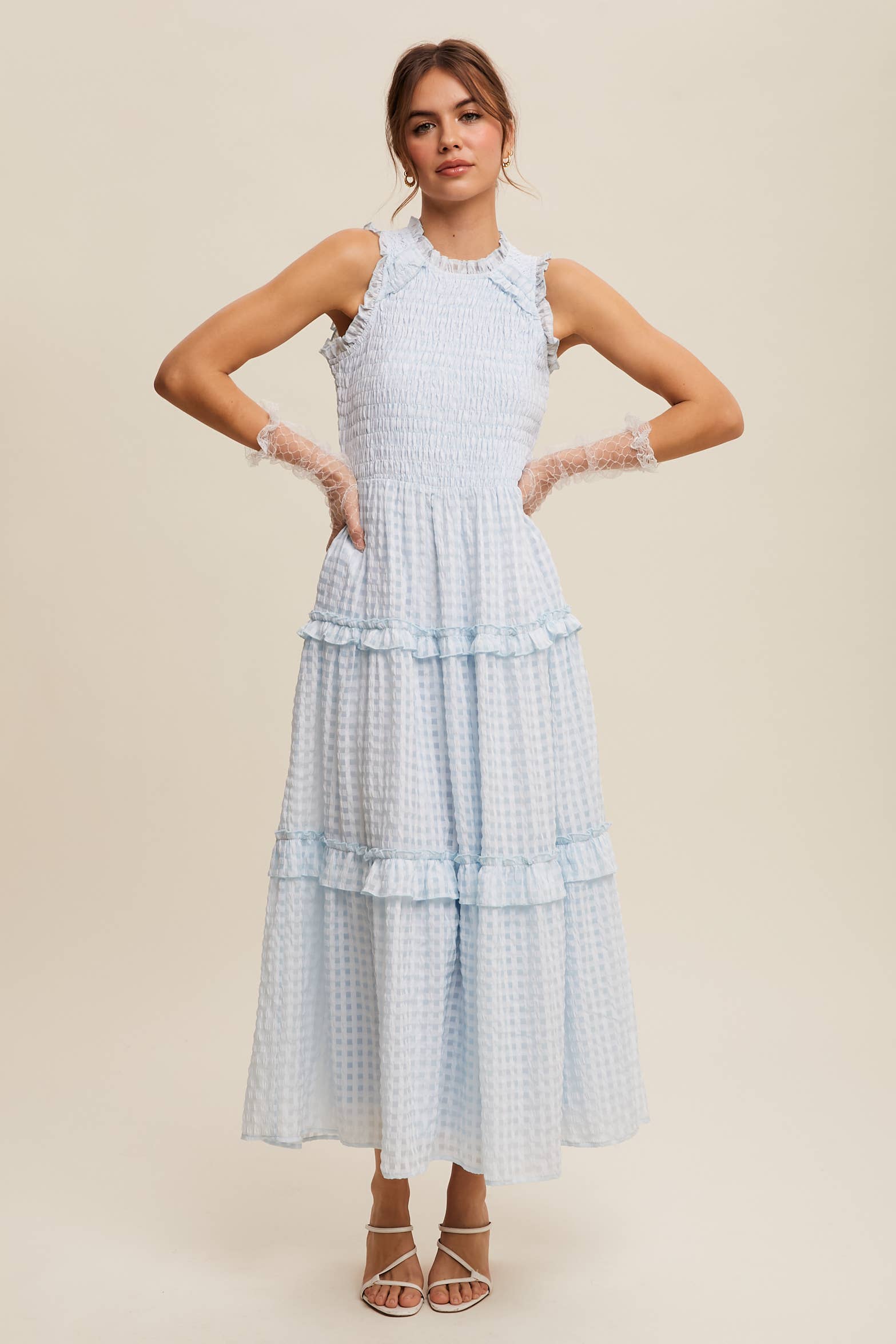 Listicle – wholesale Dress – Women's – Sleeveless Gingham Maxi Dress with Ruffle Details13