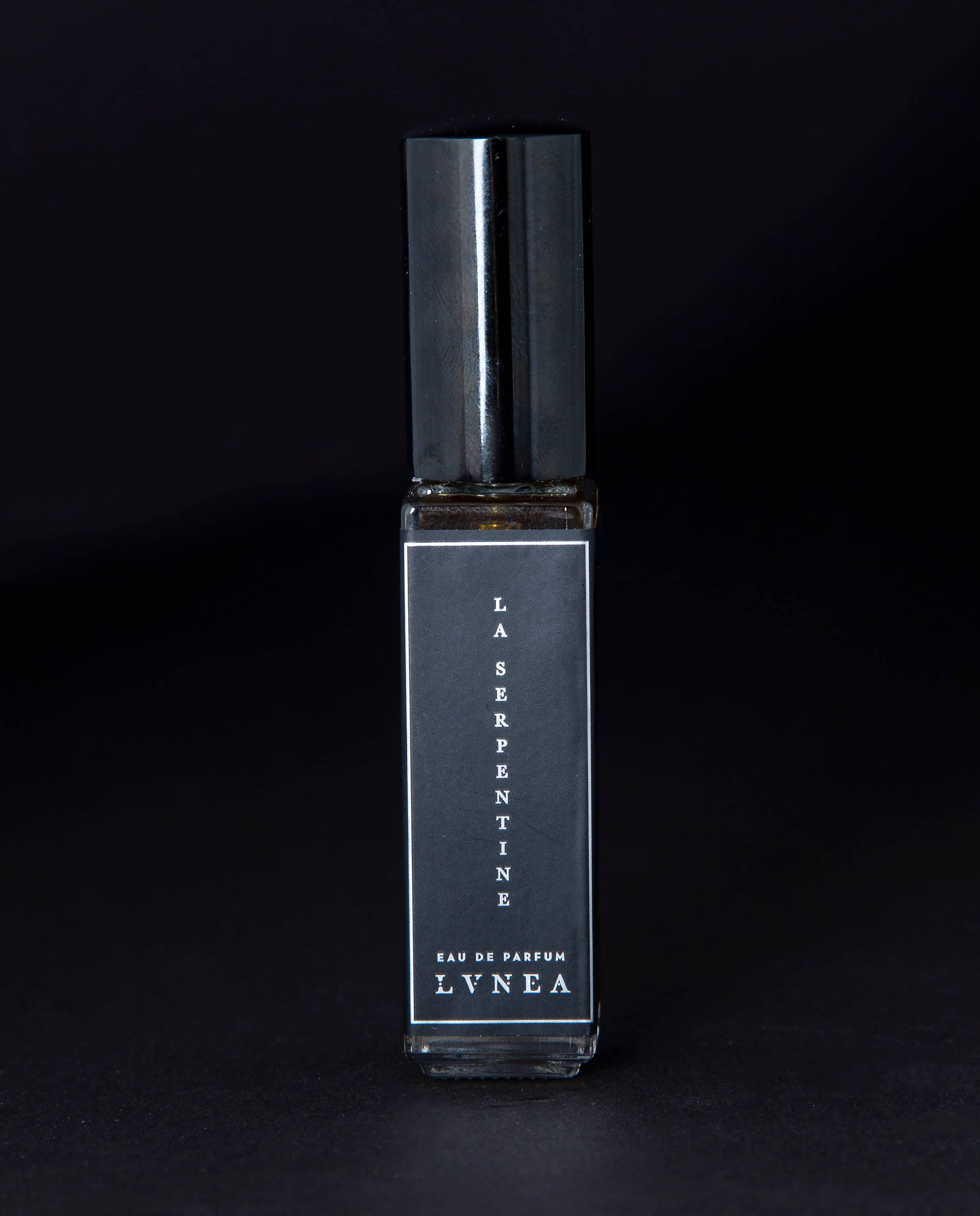 Lvnea Perfume - Wholesale Perfume/Eau de Toilette - LA SERPENTINE 8ml Eau de Parfum | Peach, patchouli, oakmoss1