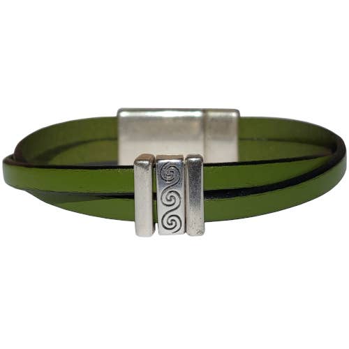 The Essence of Silver – Großhandel Armreif – Damen Scroll Lederarmband