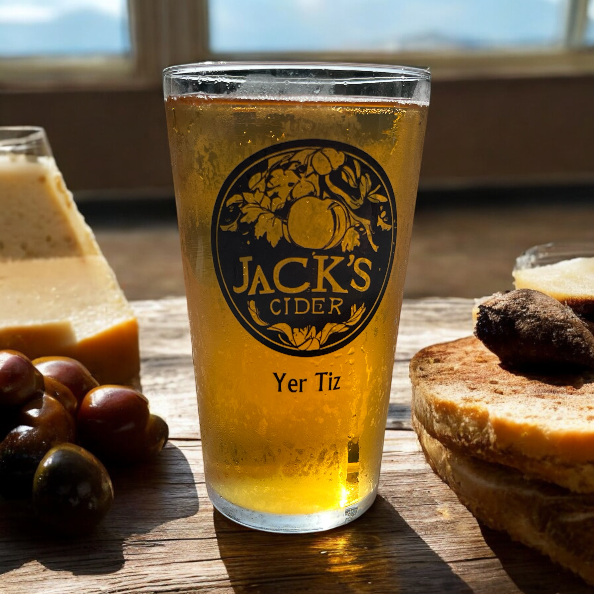 Wookey Brewing Co – wholesale Hard cider – Jack's Cider2
