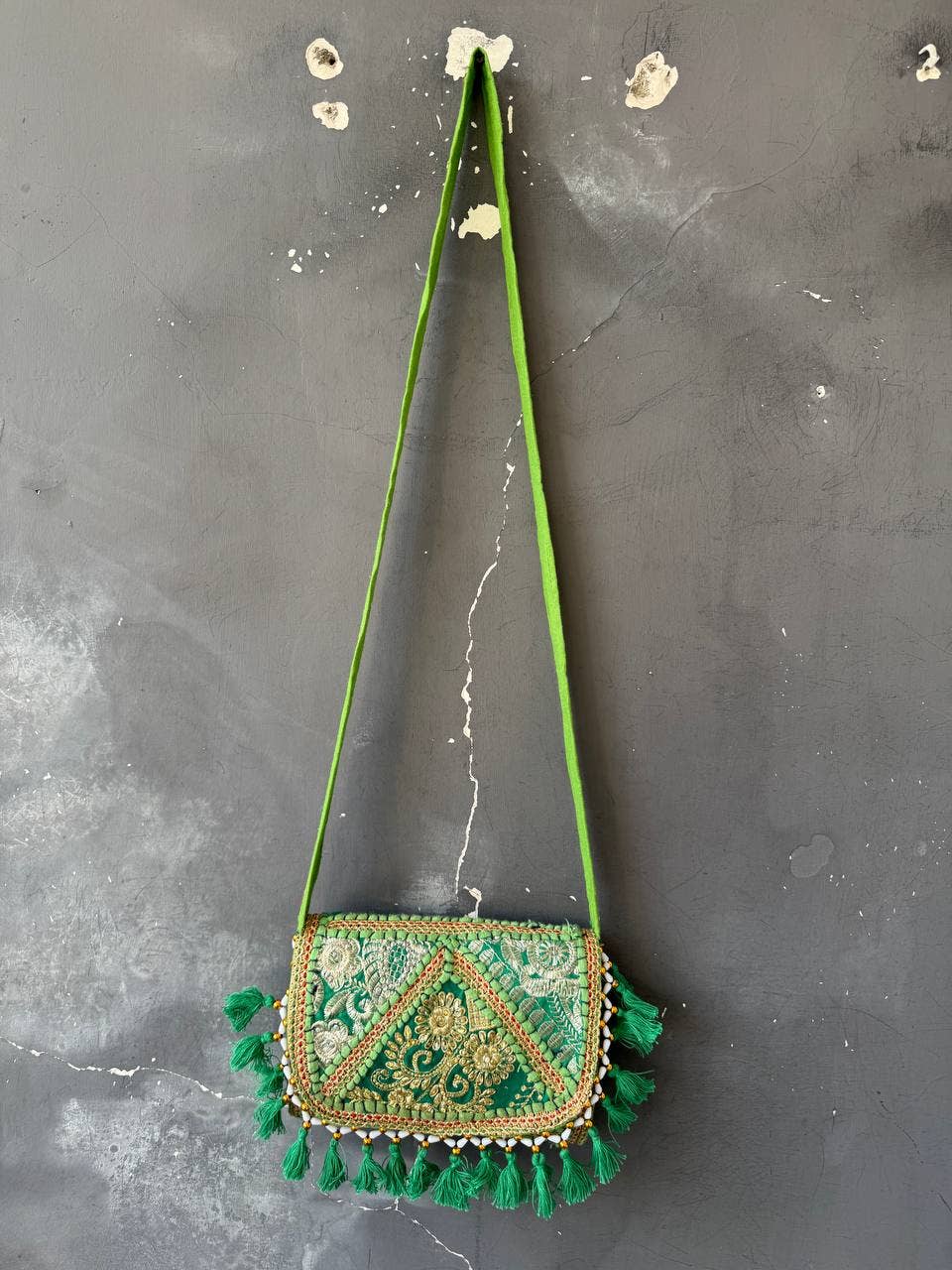 GYPSY STUDIO - Wholesale Shoulder Bag - Women's - Mirror & Sequin Work, Bohemian Chic Woman's Banjara Bag3
