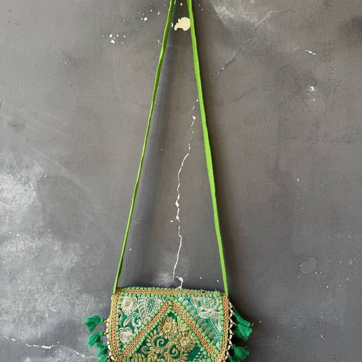 GYPSY STUDIO - Wholesale Shoulder Bag - Women's - Mirror & Sequin Work, Bohemian Chic Woman's Banjara Bag3