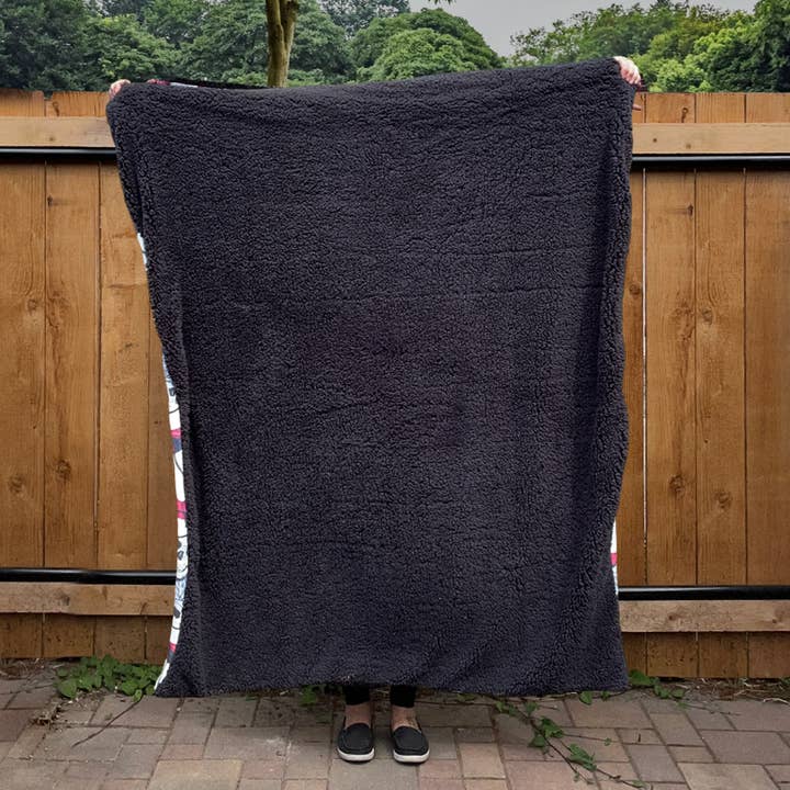 MaterialJill - Wholesale Throw Blanket - Creepmas, Halloween, Holiday Skeleton Santa Throw Blanket 3