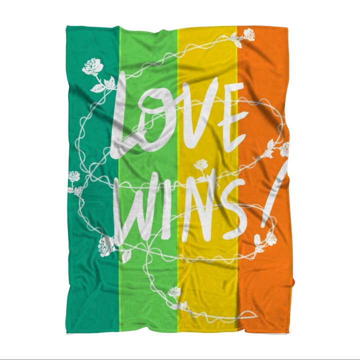 Couverture Sublimation pour adulte Love Wins pour la vente par IAKAM