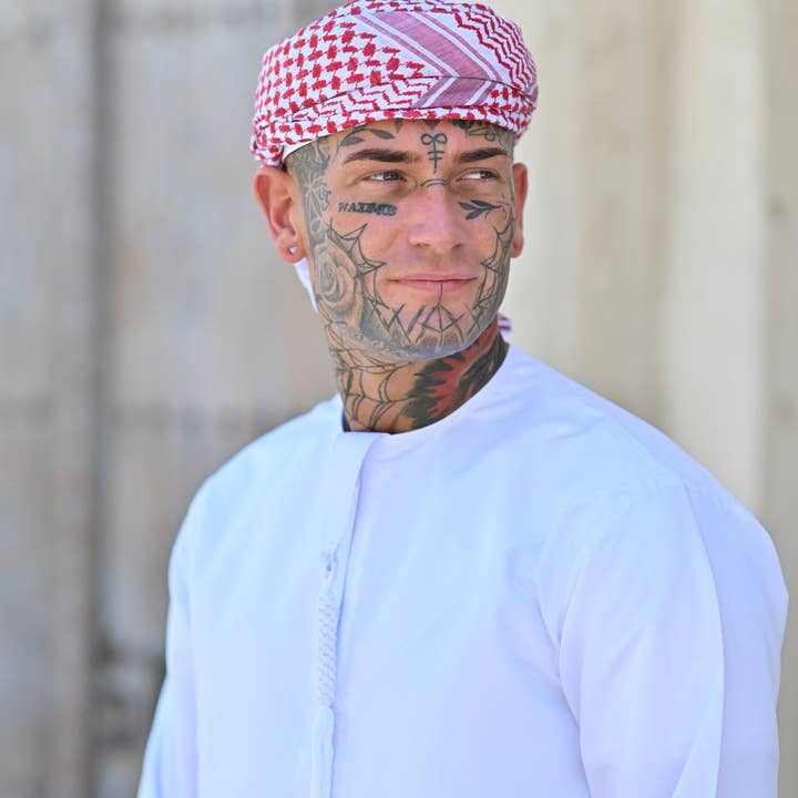 MY LITTLE JUBBA – wholesale Scarf – Unisex – Mens Ready Made Red & White Arab Hat Shemagh Keffiyeh
