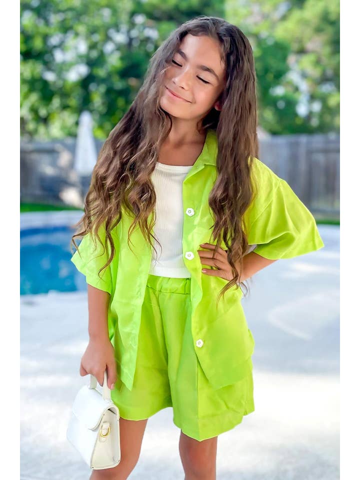 Cutie Patootie Clothing - Wholesale Top & Short Set - Kids - GKSS-23-3058B Girl's 3 pc Short Set w/ Flower Buttons1