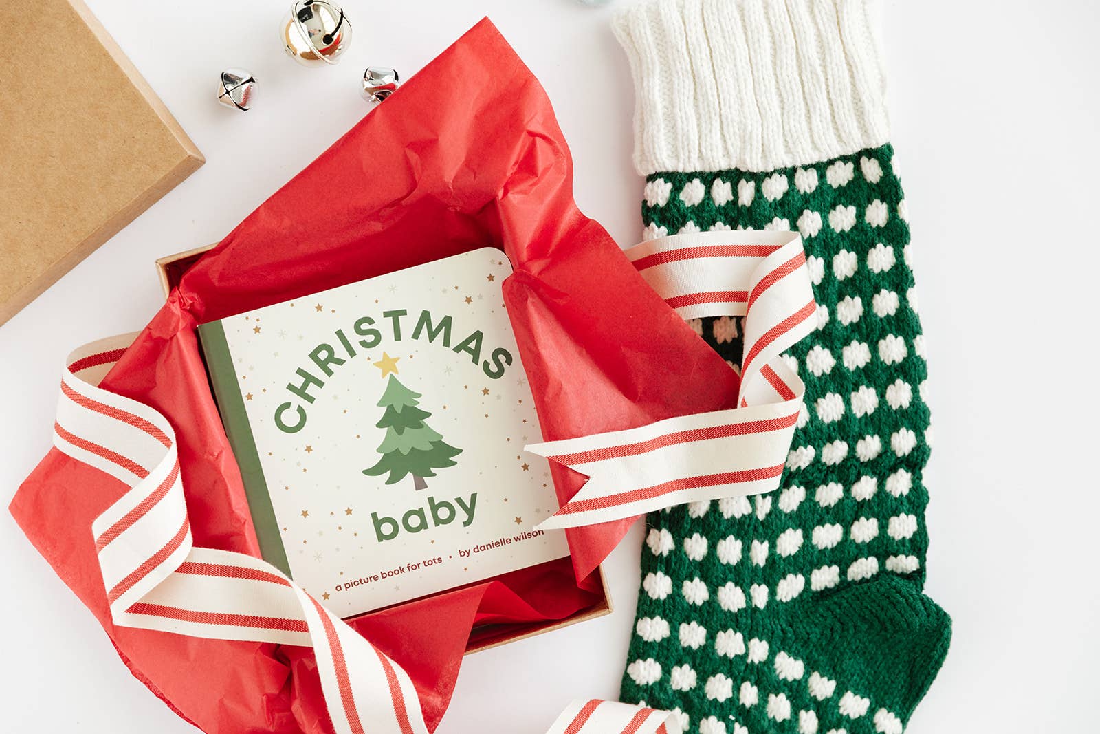 Left Hand Book House - Vente Livre pour bébés et tout-petits (jusqu'à 2 ans) - Christmas Baby - Livre cartonné de Noël pour tout-petits6