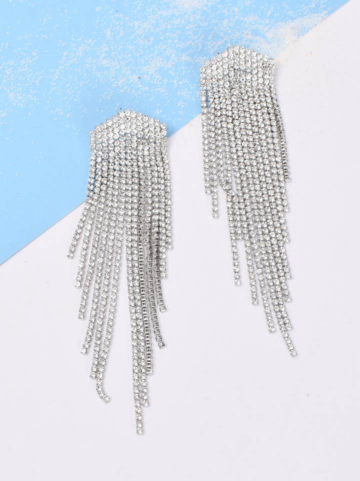 Brede watervallen van zirkonia in afwachting voor wholesale door Victoria Moda