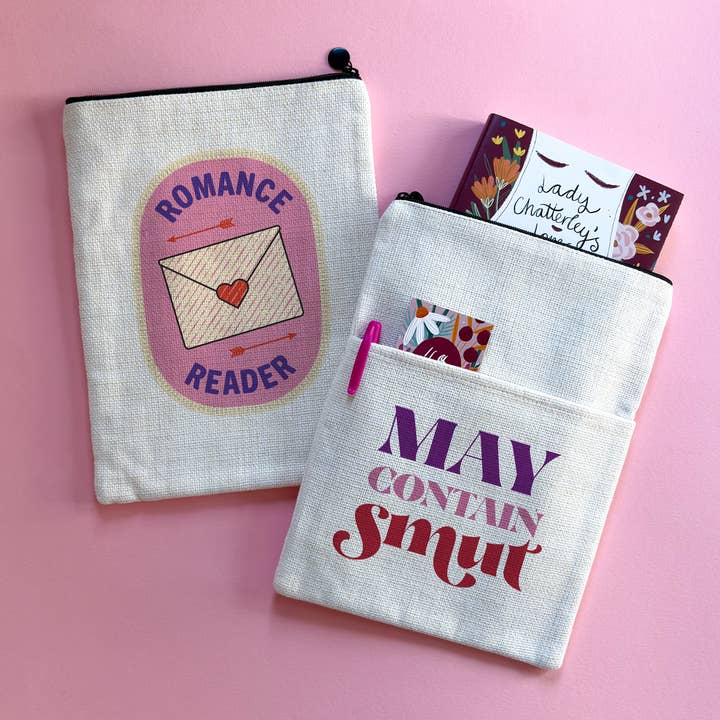 Housse de livre - Lecteur de romance/Peut contenir des scènes osées pour la vente par Bookishly (US Duties Paid)
