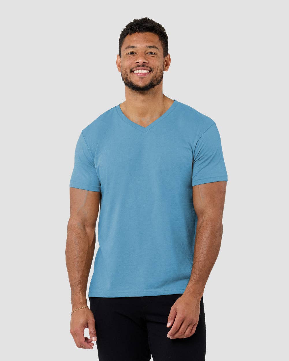 INTO THE AM – wholesale T-shirt – men's – Men's V-Neck Plain Blank Tee Shirt (Non-Branded)5