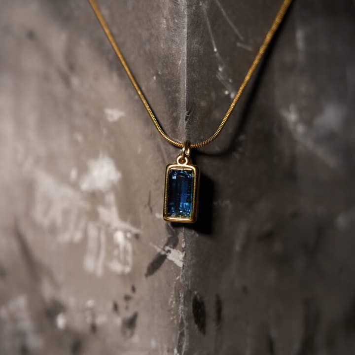 Peter and June - Wholesale Pendant/Charm Necklace - Vanessa Necklace - 18K Gold Plated4