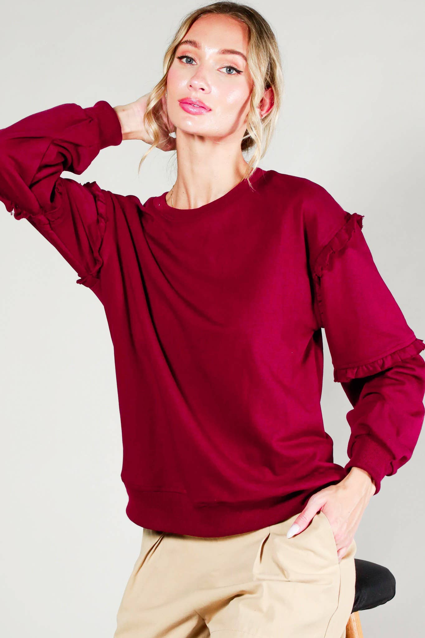 Vine & Love - Wholesale Sweatshirt - Women's - Crew Neck Ruffle Detail French Terry Sweatshirt VT7008315