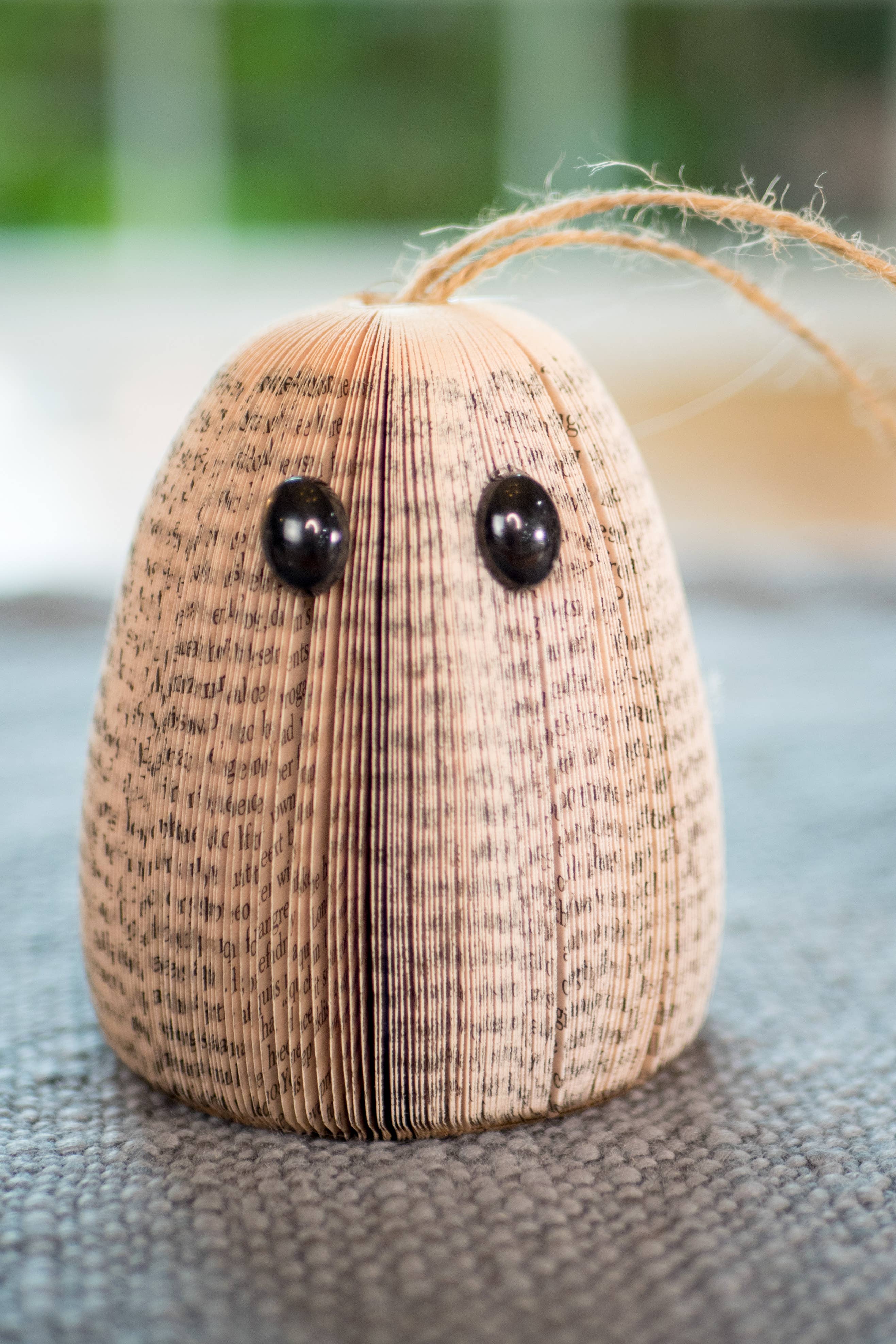 Root To Vine - Wholesale Decorative Tabletop Object - Christmas Ghost Ornament- Eco-Friendly Ornament2