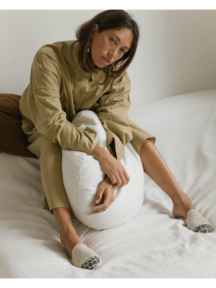 Angarde - Wholesale Mules - Women's - Women's wool mule, beige leopard4