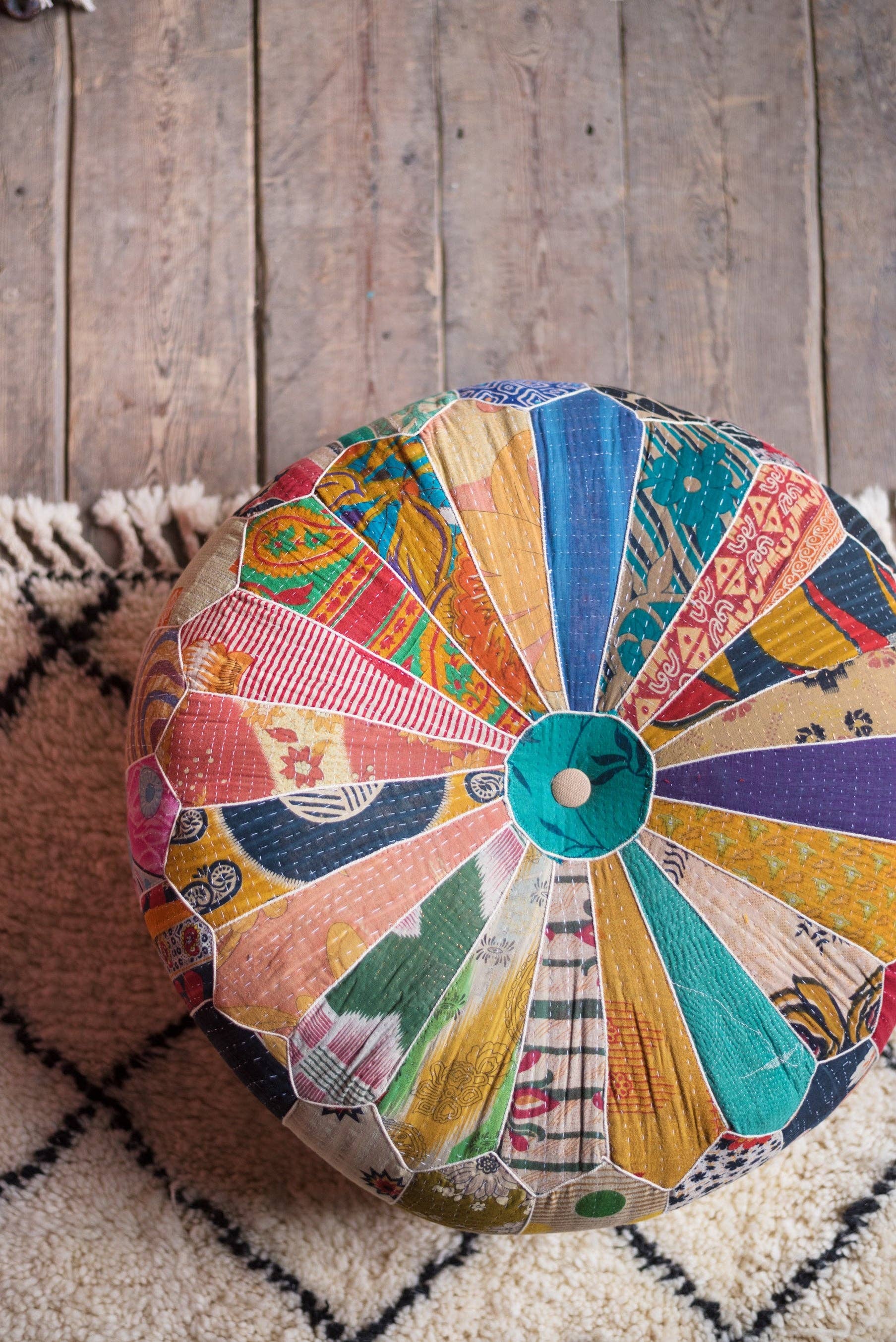 Ian Snow Ltd – wholesale Sittpuff – Vintage tygpumpa-puff2