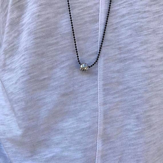 Christina Christi - Vente Colliers à pendentif - Collier homme avec pendentif basket en métal argenté5