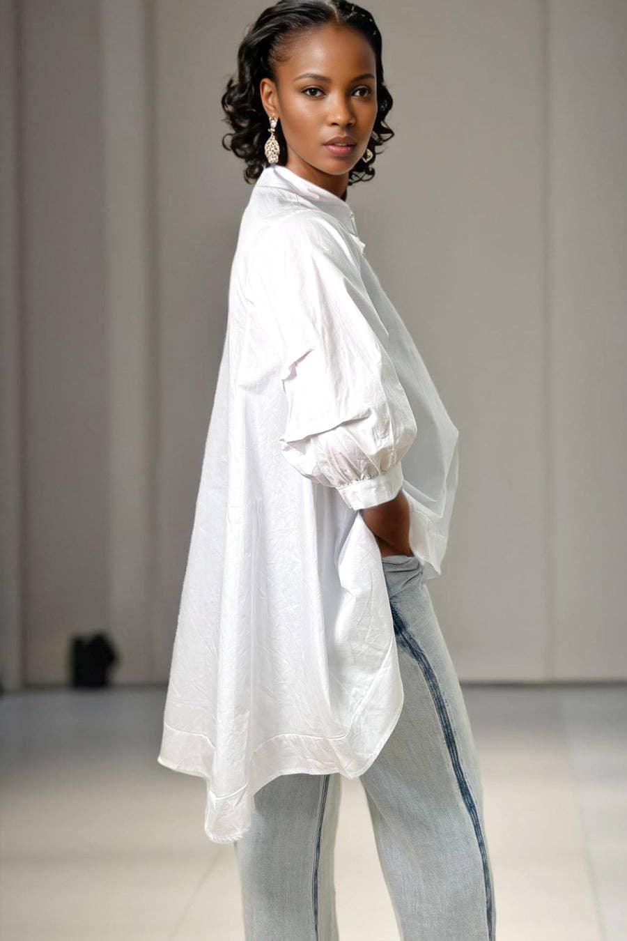 WHITE A90015 TOP for wholesale on Faire1