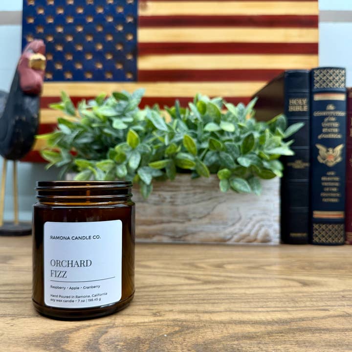 Crumble Pie for wholesale by Ramona Candle Co.