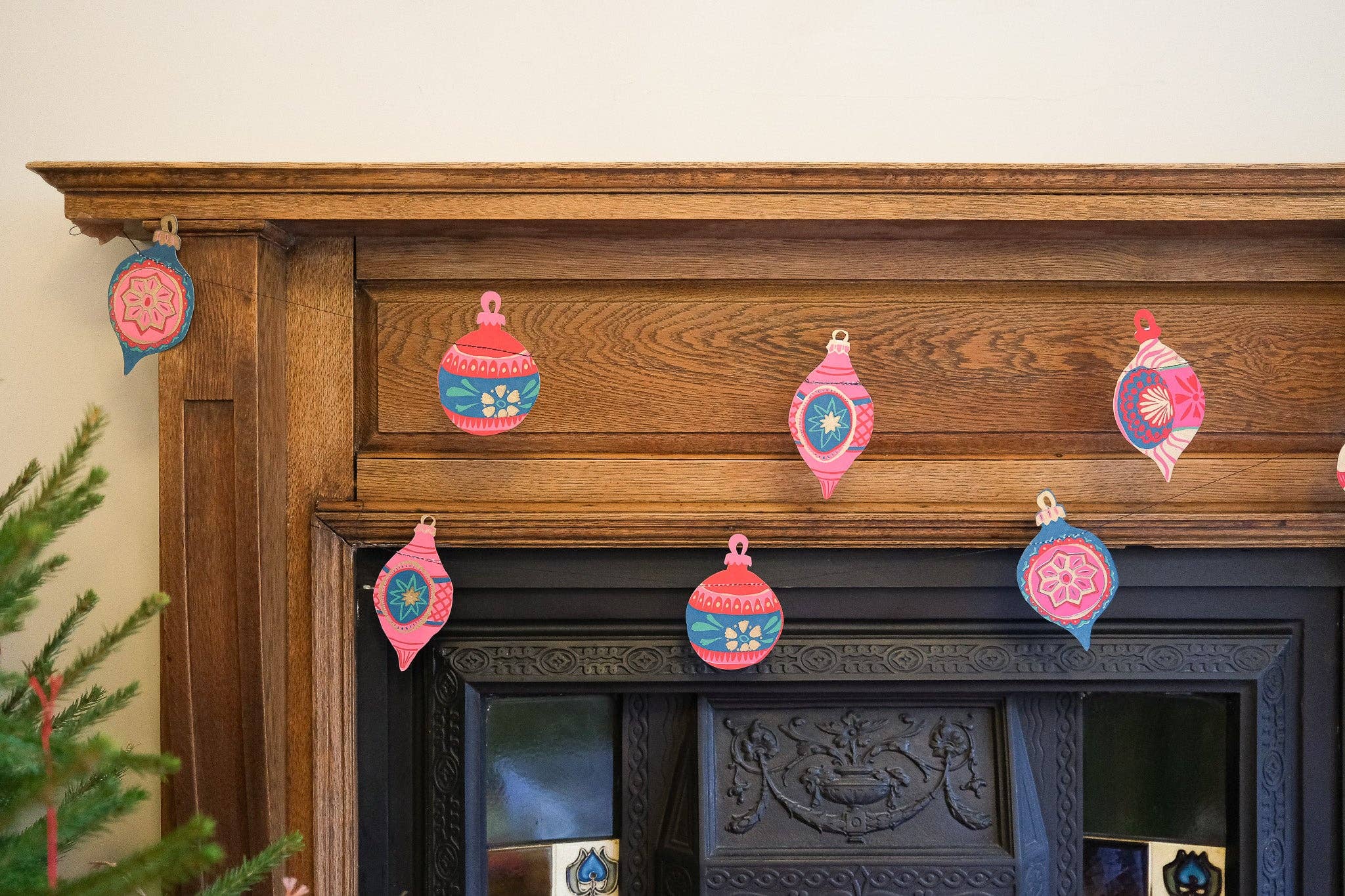 East End Press - Wholesale Bunting/Garland - UK/EU: Baubles Sewn Garland15