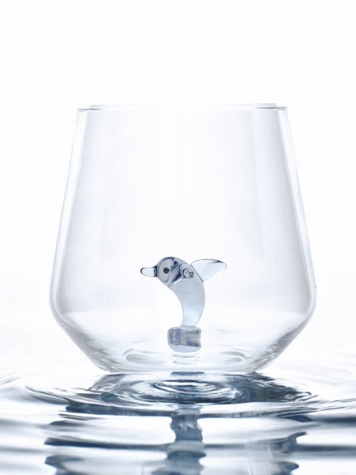 Glass with animal inside, Cup with dolphin, water glass, murano glass for wholesale by Glamuran Berlin