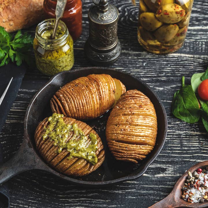 Crucible Cookware - Wholesale Cast Iron Skillet - 6"-Inch (15 cm) Cast Iron Skillet Set of 2 + Potholders8