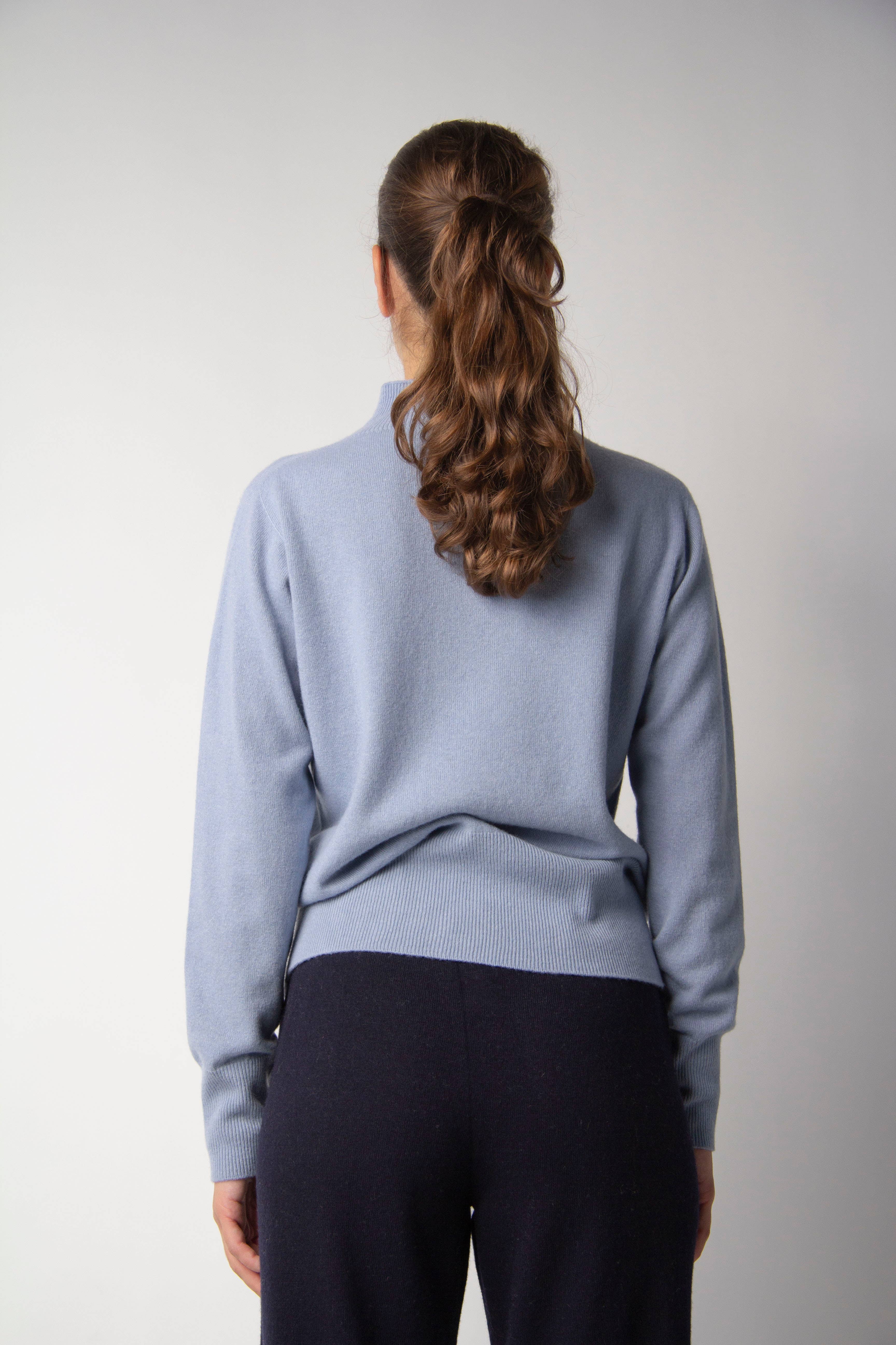 Lèmme - Wholesale Tunic Sweater - Women's - Cashmere Mix Mock Neck 3D Knit




Cashmere Mix Mock Neck 3