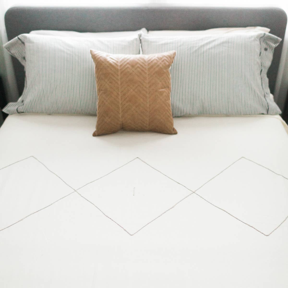 Creative Women - Venta al por mayor Manta de cama - Colcha bereber Queen | Algodón tejido a mano7