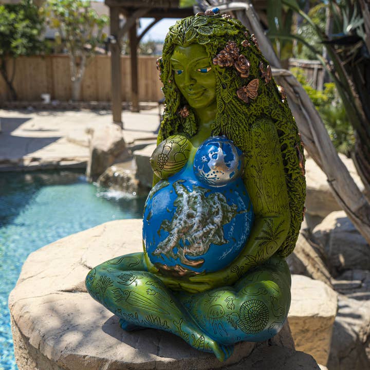 Pacific Trading - Wholesale Decorative Figurine - Millennial 24" Gaia Statue1