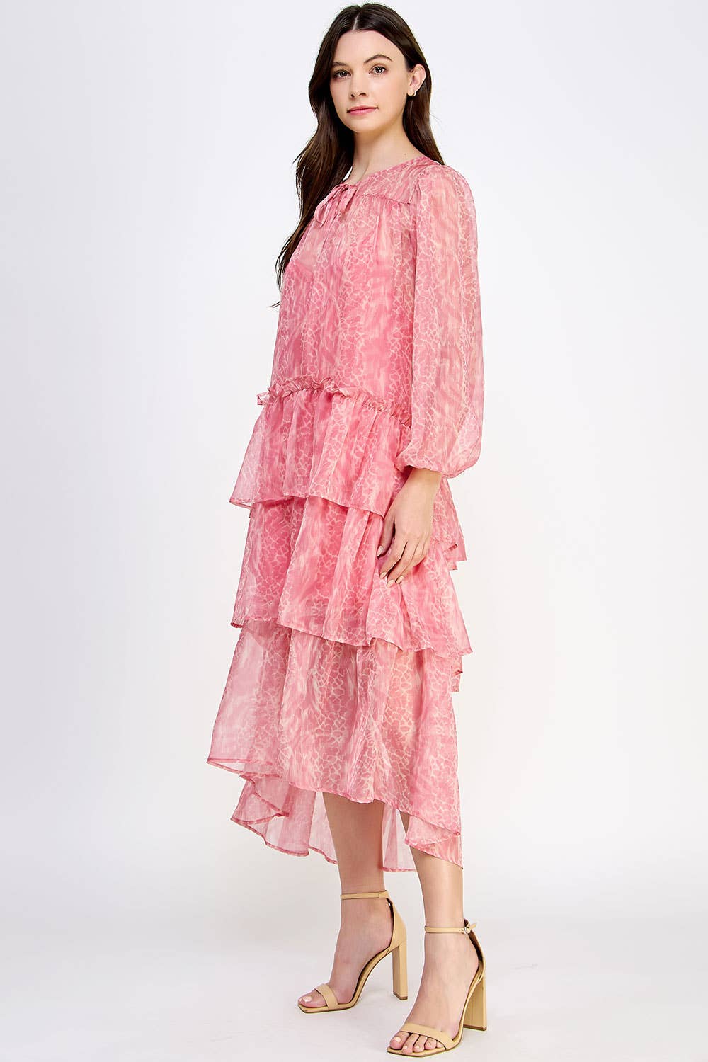 Rosa Vestido midi con estampado de manga larga escalonado de venta al por mayor en Faire4