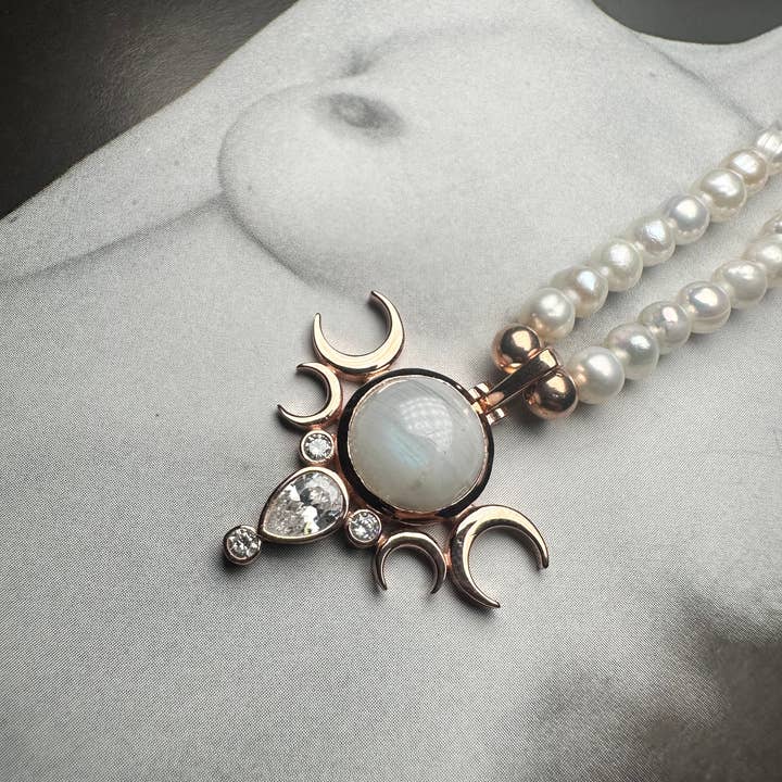 Flesh & Soul - Wholesale Choker/collar - FIVE MOONS MOONSTONE Pearl Choker18