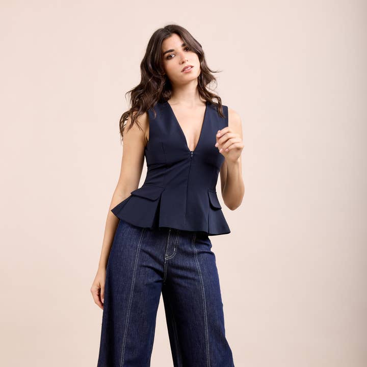 Toxik3 jean stretch wide nervuré à ceinture bleu brut and other Purchase Wholesale ceinture. Free Returns & Net 60 Terms on Faire trending on Faire.