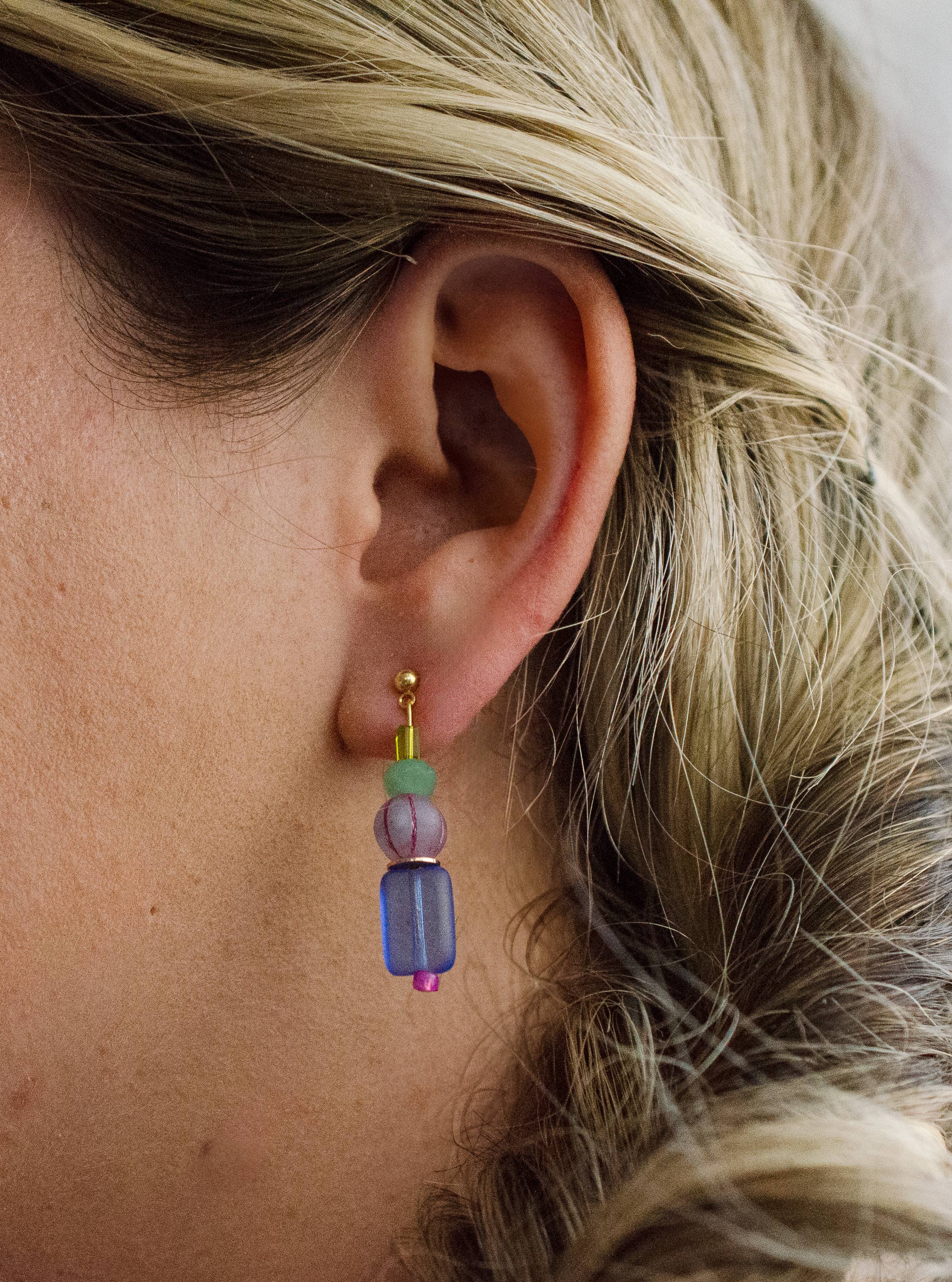 Jill Makes - Vendita all'ingrosso Orecchini pendenti - Orecchini con perline multicolori blu2