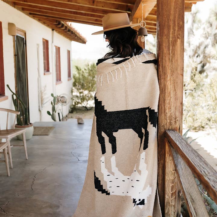 Tribe and True - Wholesale Throw Blanket - Wild Harmony // Handwoven Blanket2