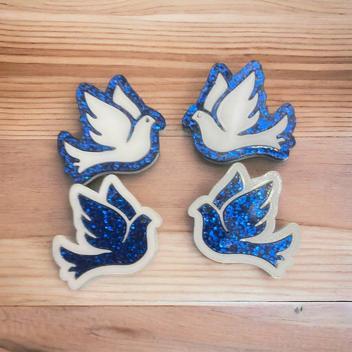 D and M’s Enterprise, LLC - Vente Clous d'oreille - Colombes SSA5