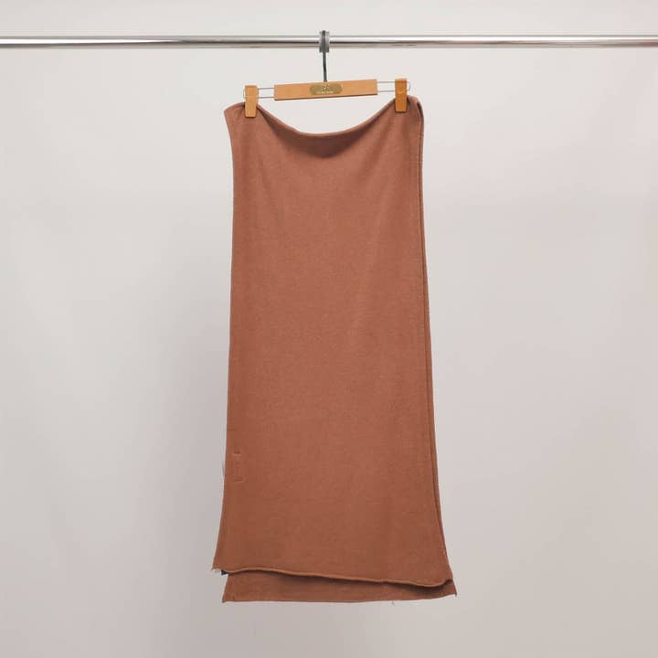 Cecile Wang - Wholesale Scarf – Women's - Plain scarf in soft knit YF610142