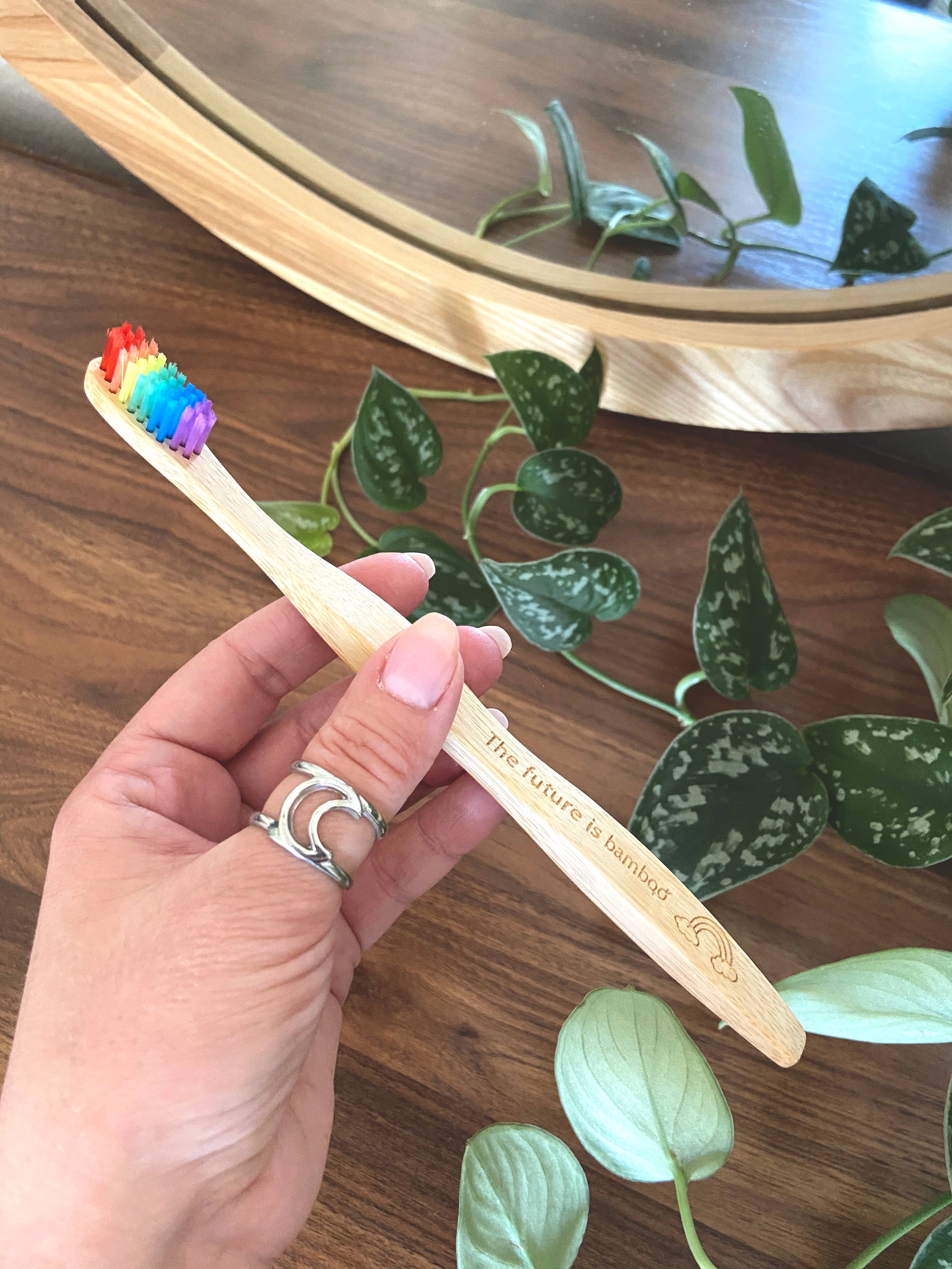 The future is bamboo - Vente Brosses à dents - RAINBOW Brosse à dents en bambou souple adulte4