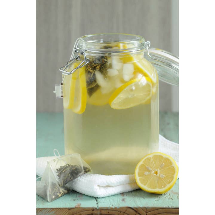 Microcosm Publishing & Distribution - Wholesale Mixology & Beverage - Tea-Vitalize: Cold-Brew Teas & Herbal Infusions1