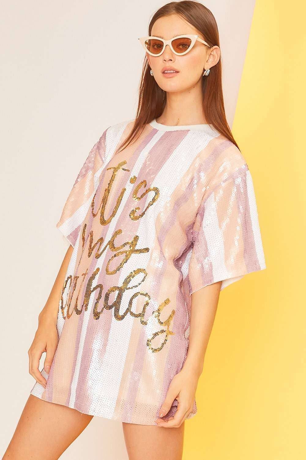 MEHRFACH Pailletten-Tunika-Top mit Schriftzug IT'S MY BIRTHDAY für den Großhandel auf Faire9