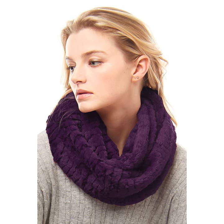 Hana - Wholesale Scarf - Women's - Solid Faux Fur Infinity Scarf3