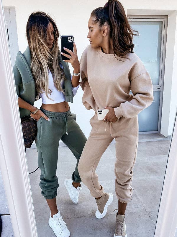 ShieldChic - Wholesale Lounge Set - Women's - Solid Crew Neck Drawstring Sweatshirt & Pants Sport Suits3