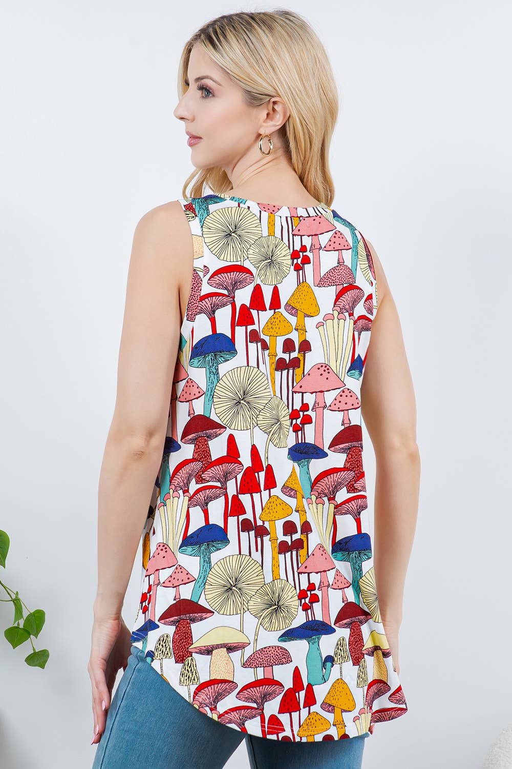 LA Soul – wholesale Tunika - Dam – Flödig topp med V-ringad svamp5