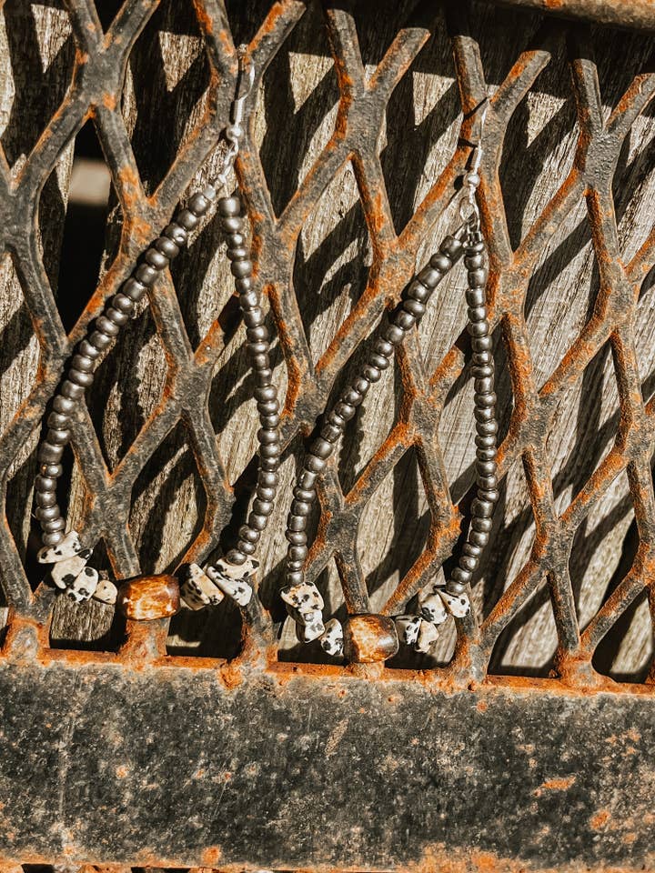 ORECCHINI DWIGHT per la vendita all'ingrosso da parte di Cheye+Mac