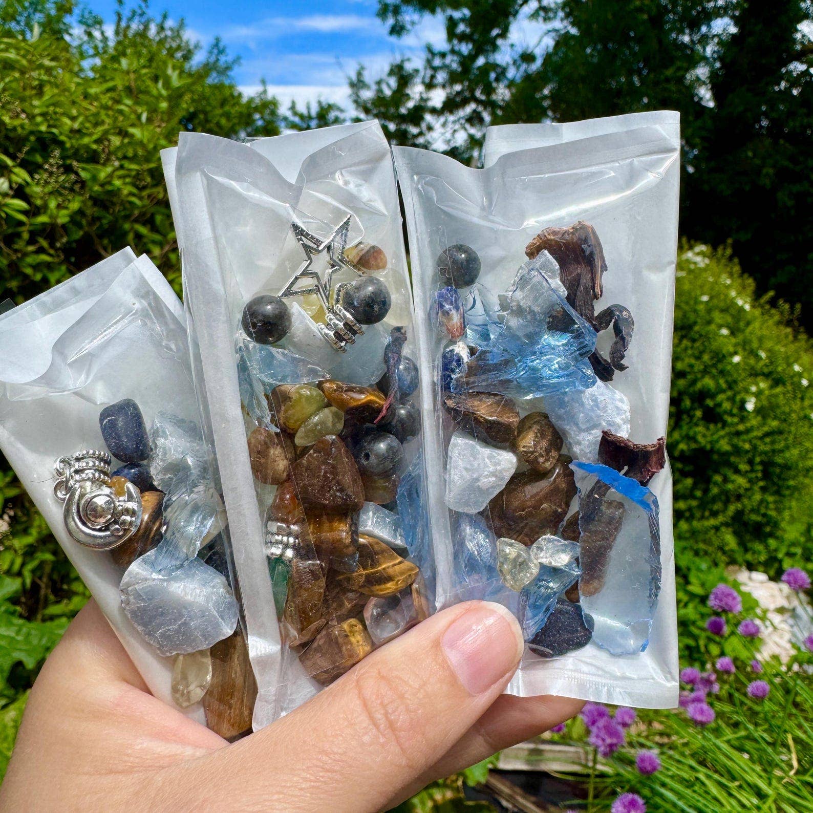 Elf Kendal Hippies - Wholesale Spiritual Stone/Crystal - Crystals confetti Christmas fairyland stones 20g bag of gems11